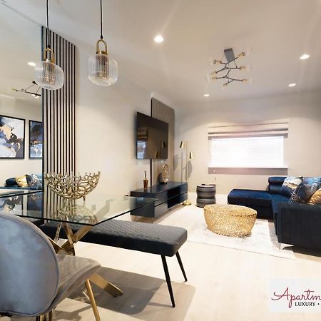 Beautiful Apartment In London Hounslow Exterior photo